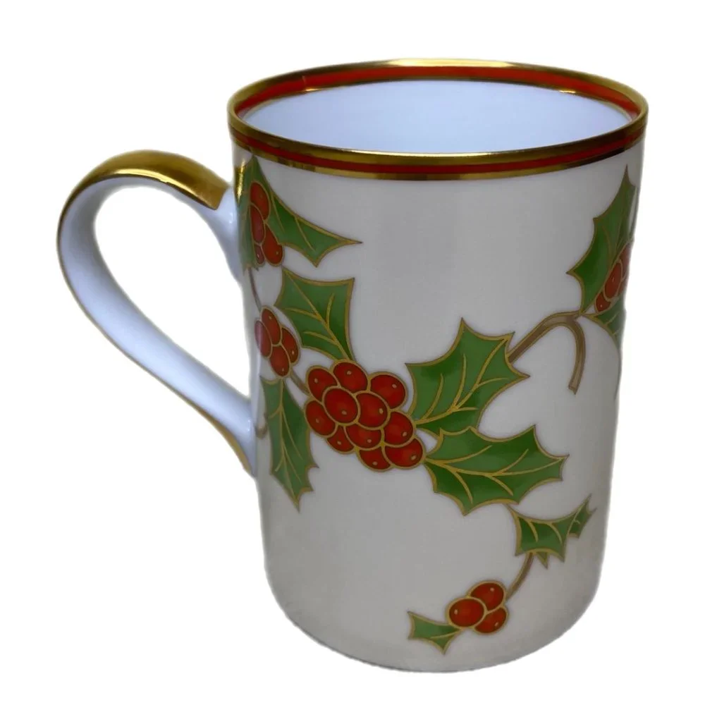 Fitz and Floyd Christmas Holly Mugs Lot of 4 - Picture 4 of 7